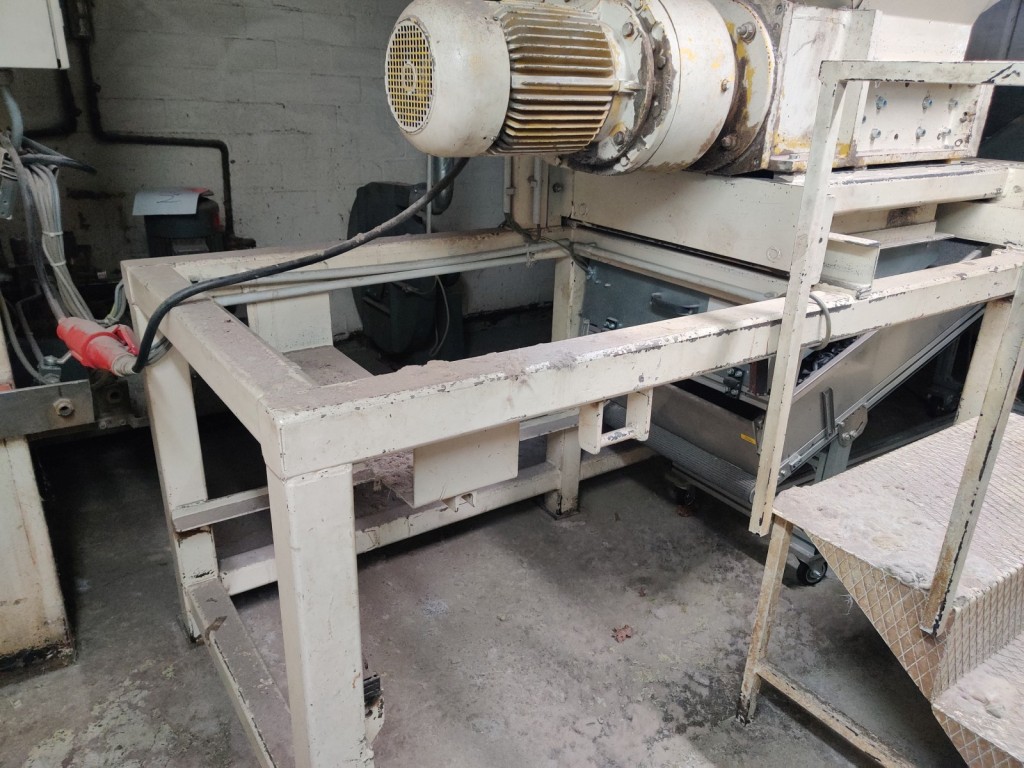 Cadre de tension, installation de postcombustion thermique et divers équipements mécaniques-3