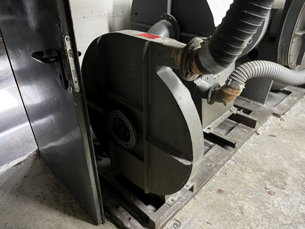 Cadre de tension, installation de postcombustion thermique et divers équipements mécaniques-8