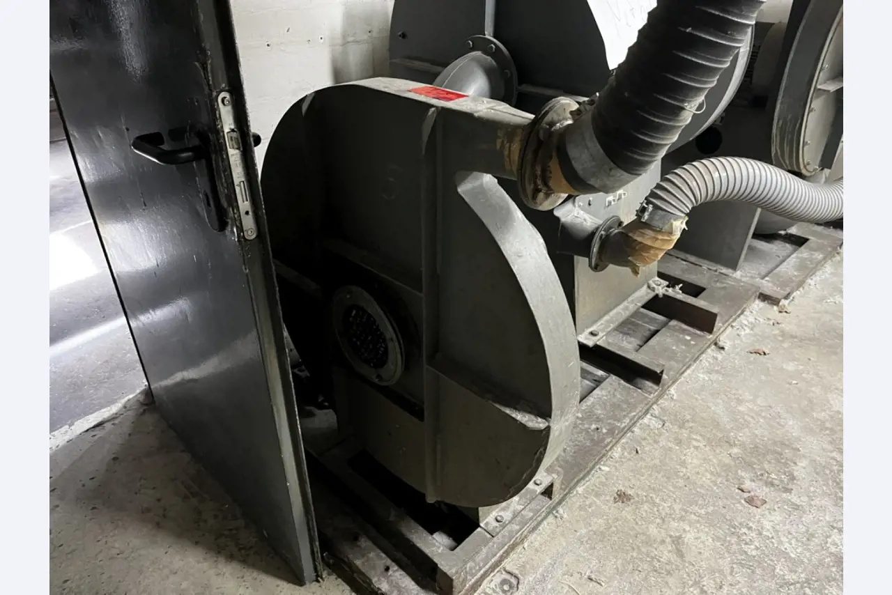 Cadre de tension, installation de postcombustion thermique et divers équipements mécaniques-8