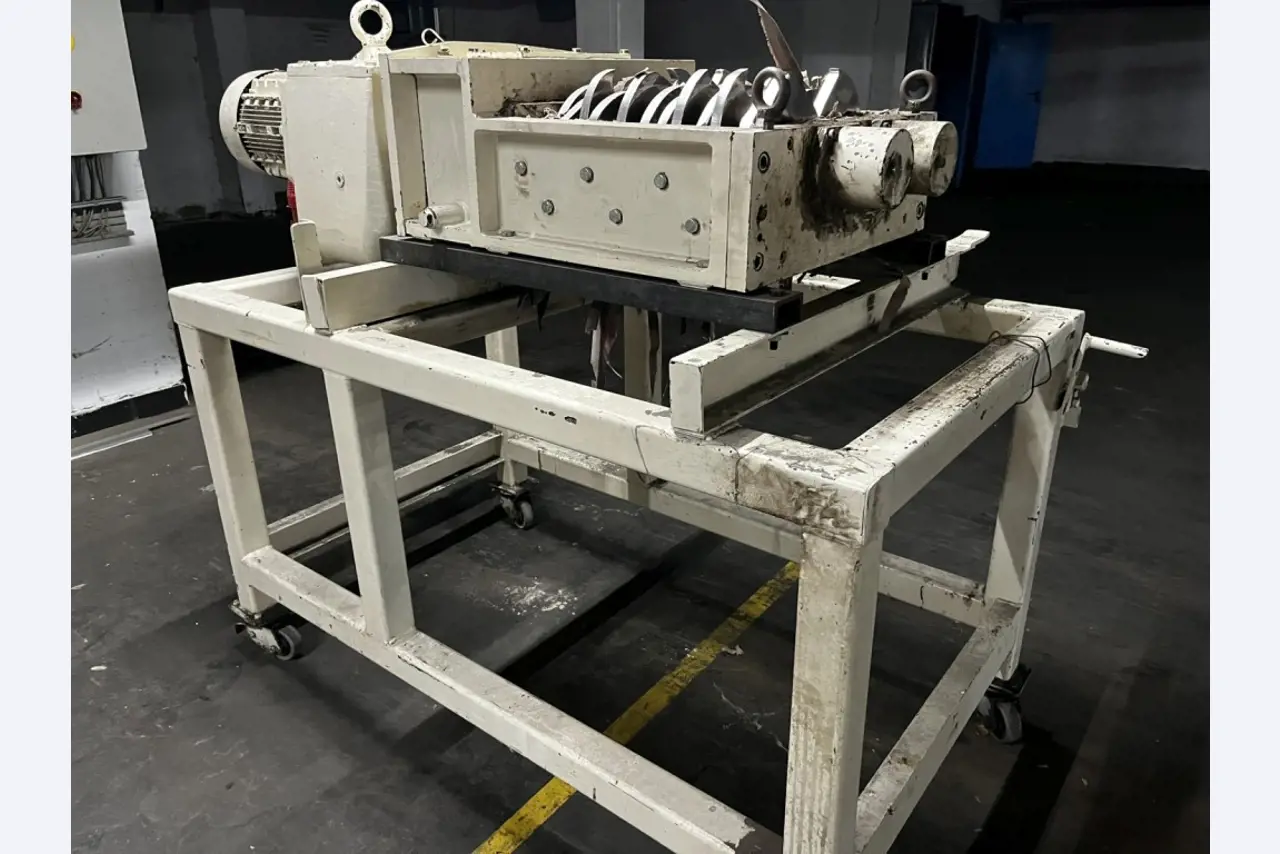 Cadre de tension, installation de postcombustion thermique et divers équipements mécaniques-5