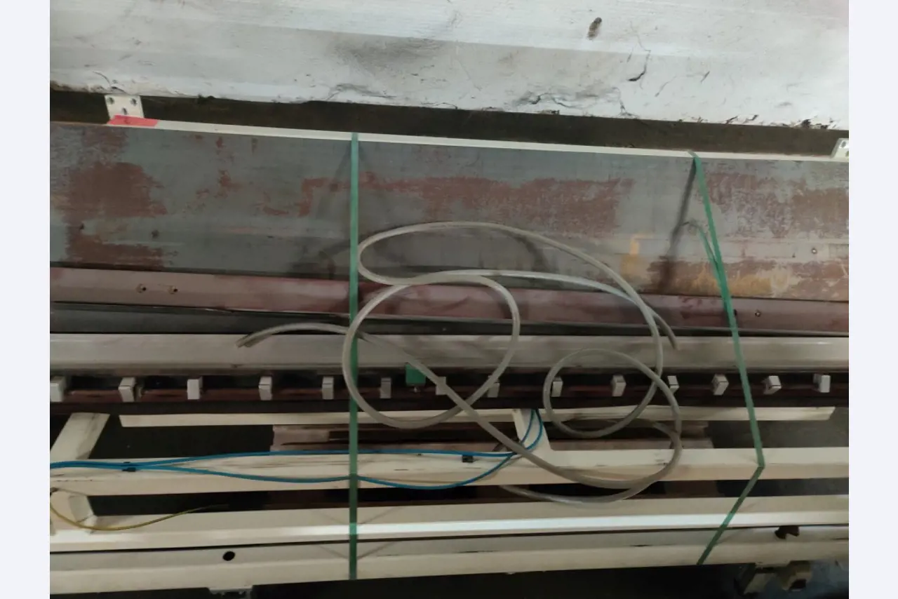 Cadre de tension, installation de postcombustion thermique et divers équipements mécaniques-9