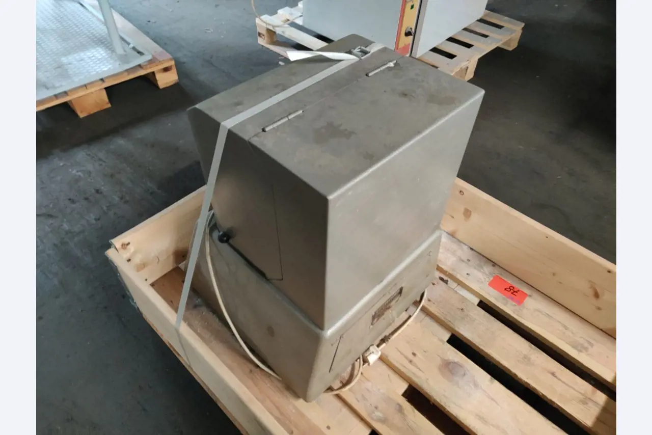 Rám stenteru, tepelný systém dodatečného spalování a různá mechanická zařízení-1