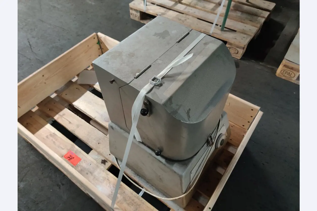 Rám stenteru, tepelný systém dodatečného spalování a různá mechanická zařízení-4