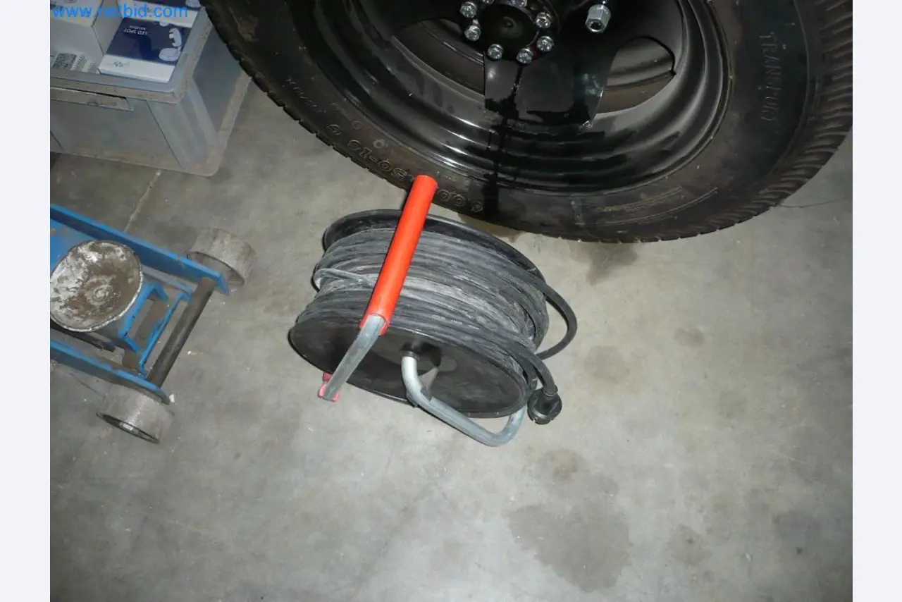 Vybavení montážní firmy pro dveře a okna-3