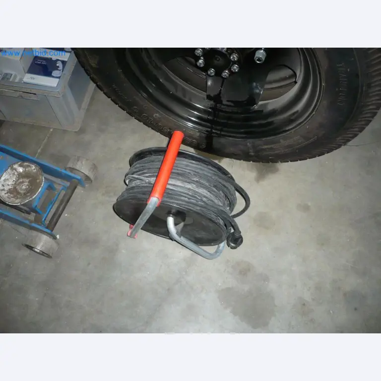 Vybavení montážní firmy pro dveře a okna-3