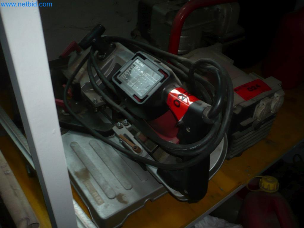 Ausstattung eines Montagebetriebes für Türen und Fenster-1