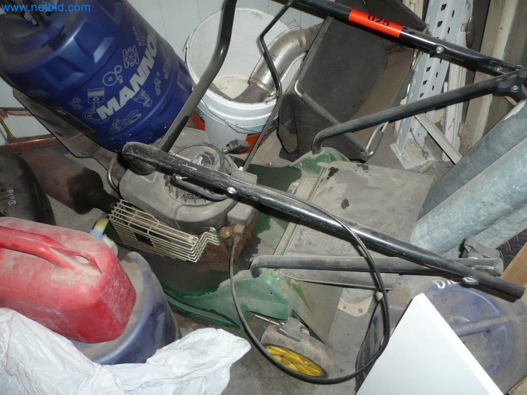 Ausstattung eines Montagebetriebes für Türen und Fenster-1