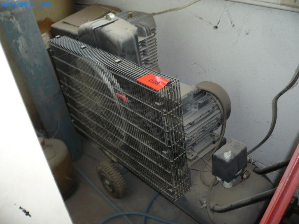 Vybavení montážní firmy pro dveře a okna-1