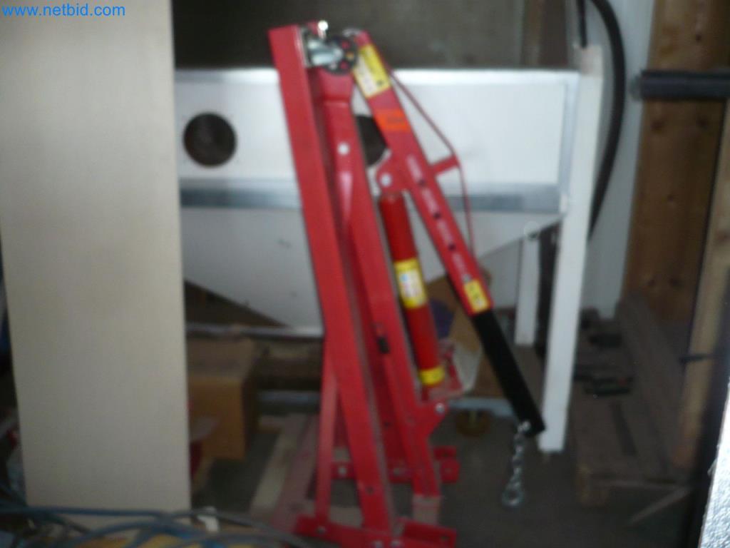 Equipamiento para una empresa de instalación de puertas y ventanas-1