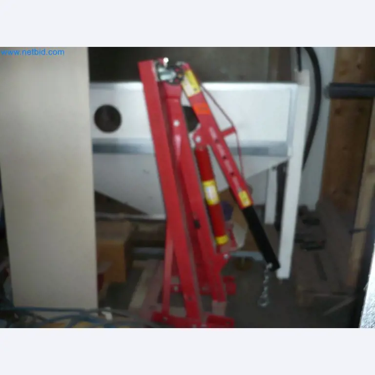 Vybavení montážní firmy pro dveře a okna-1