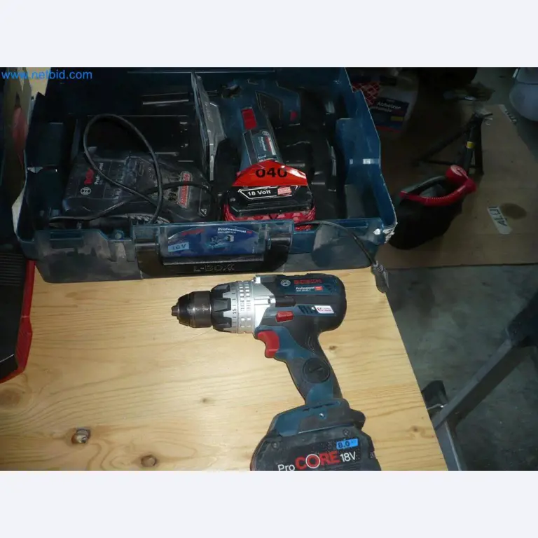 Equipamiento para una empresa de instalación de puertas y ventanas-1