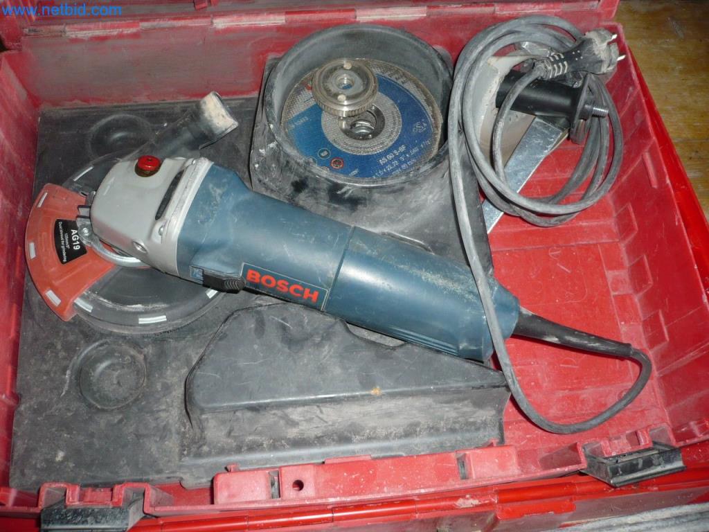 Ausstattung eines Montagebetriebes für Türen und Fenster-2