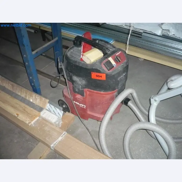 Ausstattung eines Montagebetriebes für Türen und Fenster-1