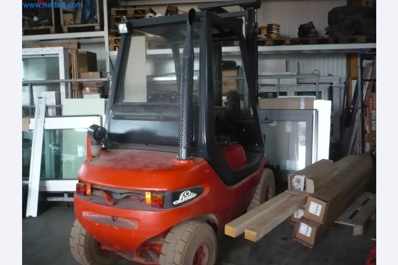 Équipement d'une entreprise de montage de portes et de fenêtres-2