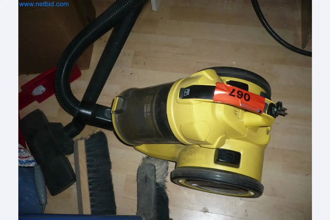 Vybavení montážní firmy pro dveře a okna-1