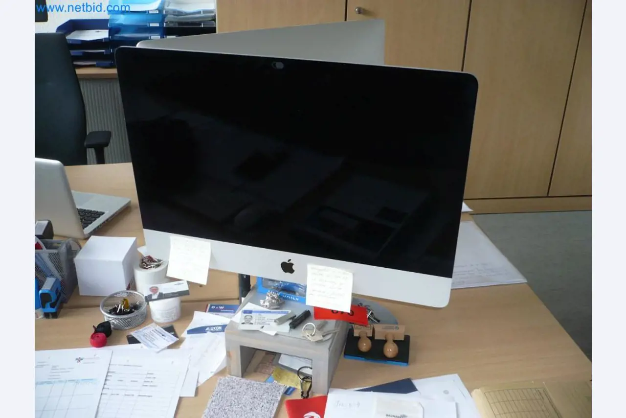 Ausstattung eines Montagebetriebes für Türen und Fenster-1