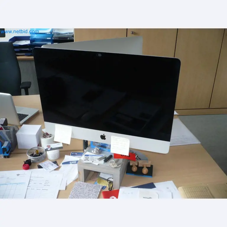 Ausstattung eines Montagebetriebes für Türen und Fenster-1