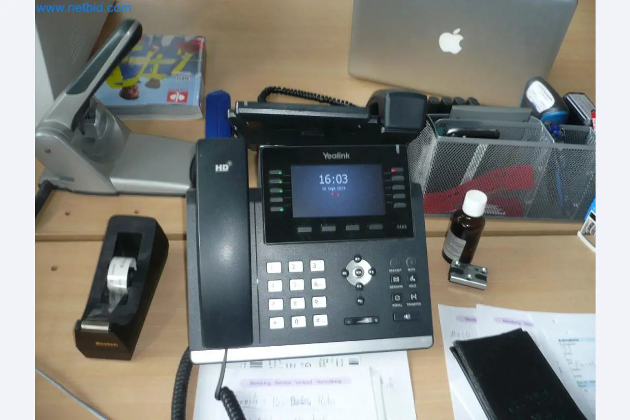 Vybavení montážní firmy pro dveře a okna-1