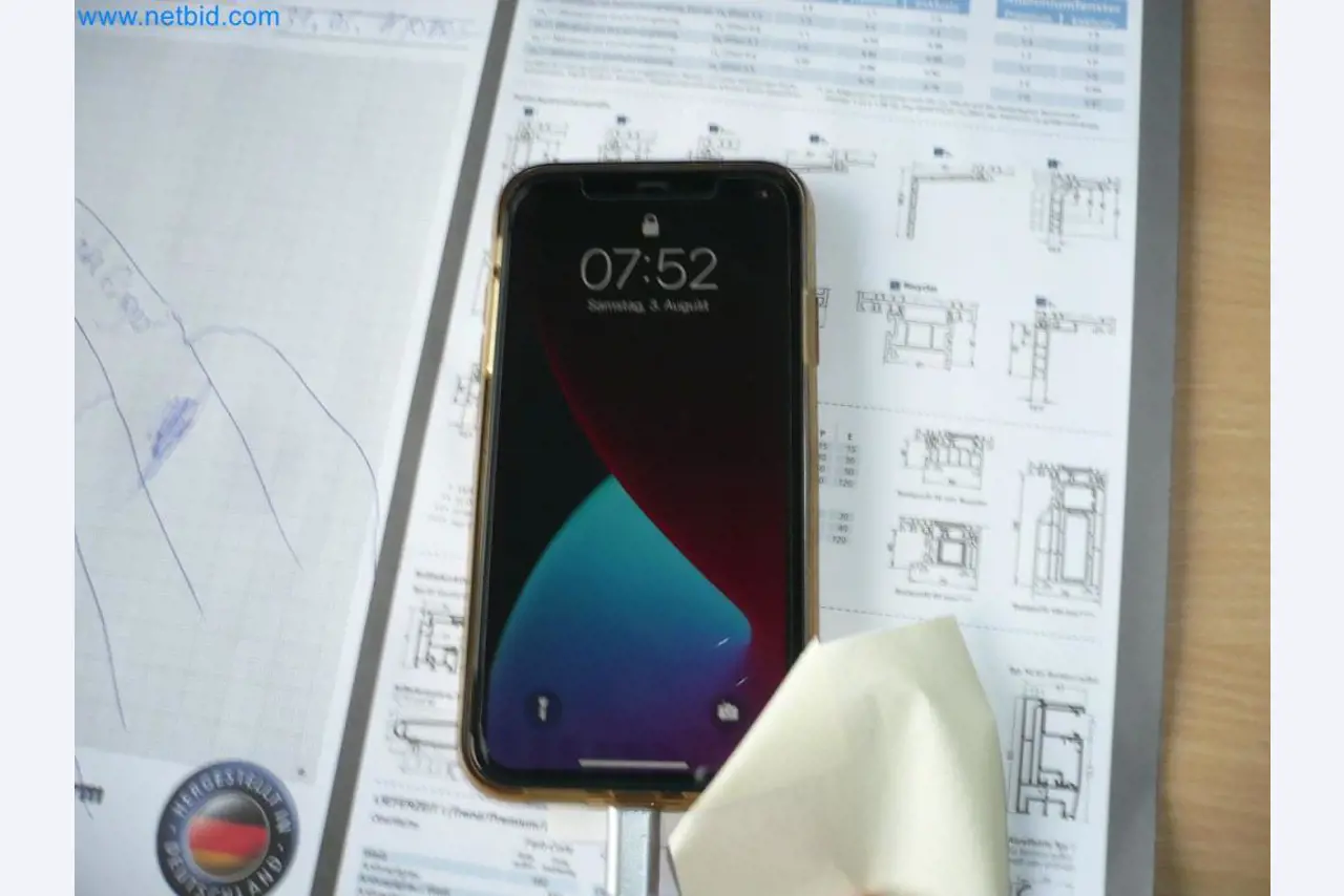 Ausstattung eines Montagebetriebes für Türen und Fenster-1