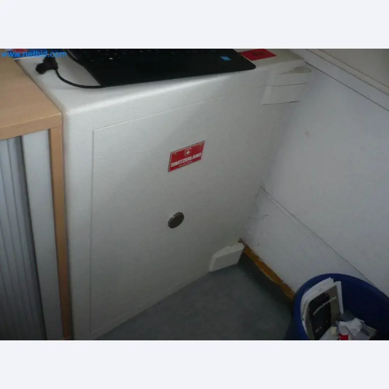 Vybavení montážní firmy pro dveře a okna-1