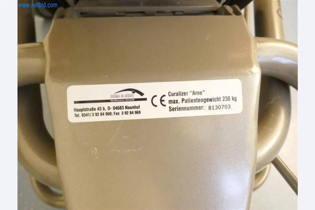 Equipamiento clínico en buen estado-3