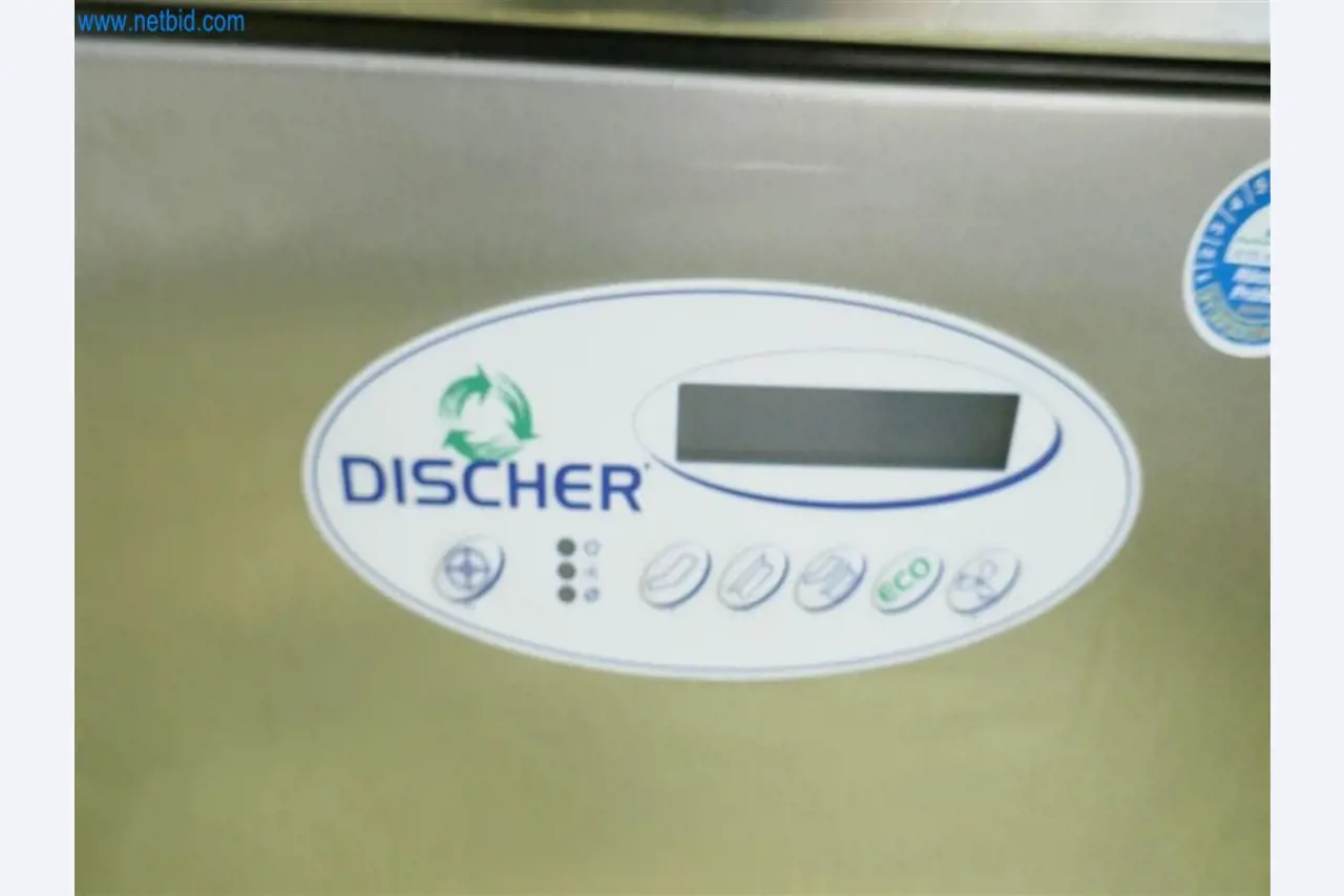 Dobře udržované vybavení kliniky-2