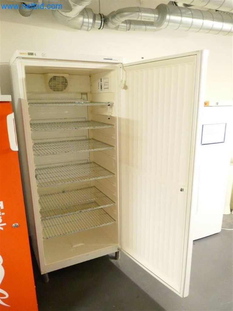 Dobře udržované vybavení kliniky-4