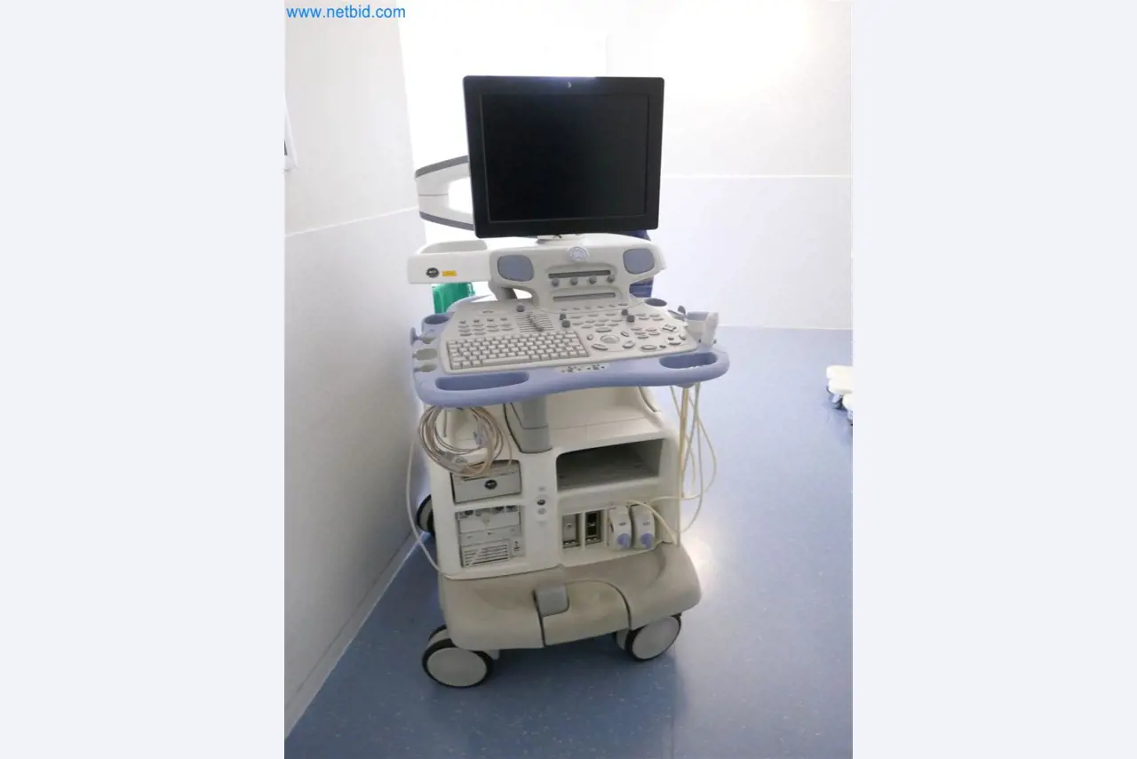 Equipement clinique soigné-1