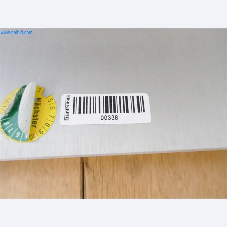 Equipamiento clínico en buen estado-5