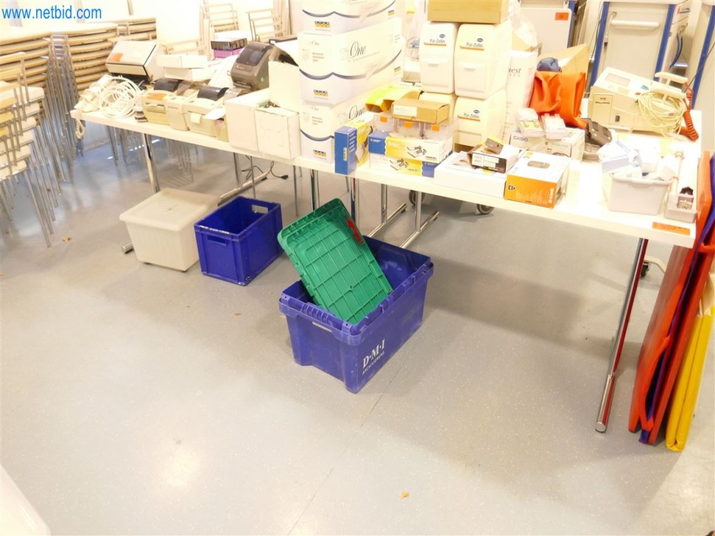 Equipamiento clínico en buen estado-1