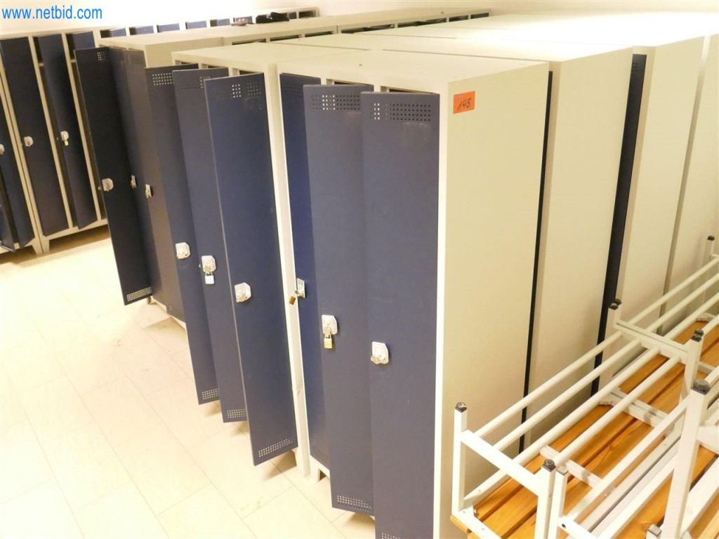 Well-kept clinic equipment-4