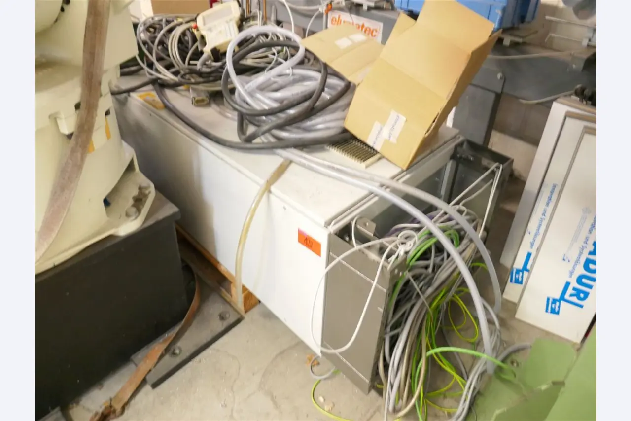 Stroje, zařízení, dlouhodobý majetek a oběžná aktiva výrobce oken-6