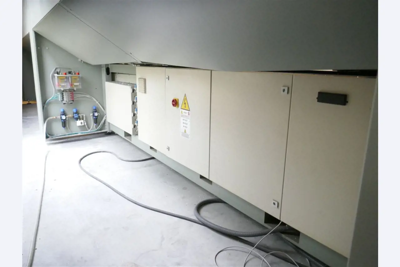 Machinery, equipment, fixed assets and current assets of a window manufacturer-5