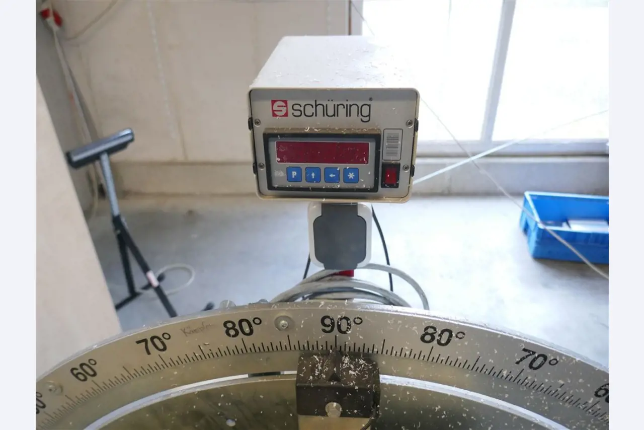 Machinery, equipment, fixed assets and current assets of a window manufacturer-5