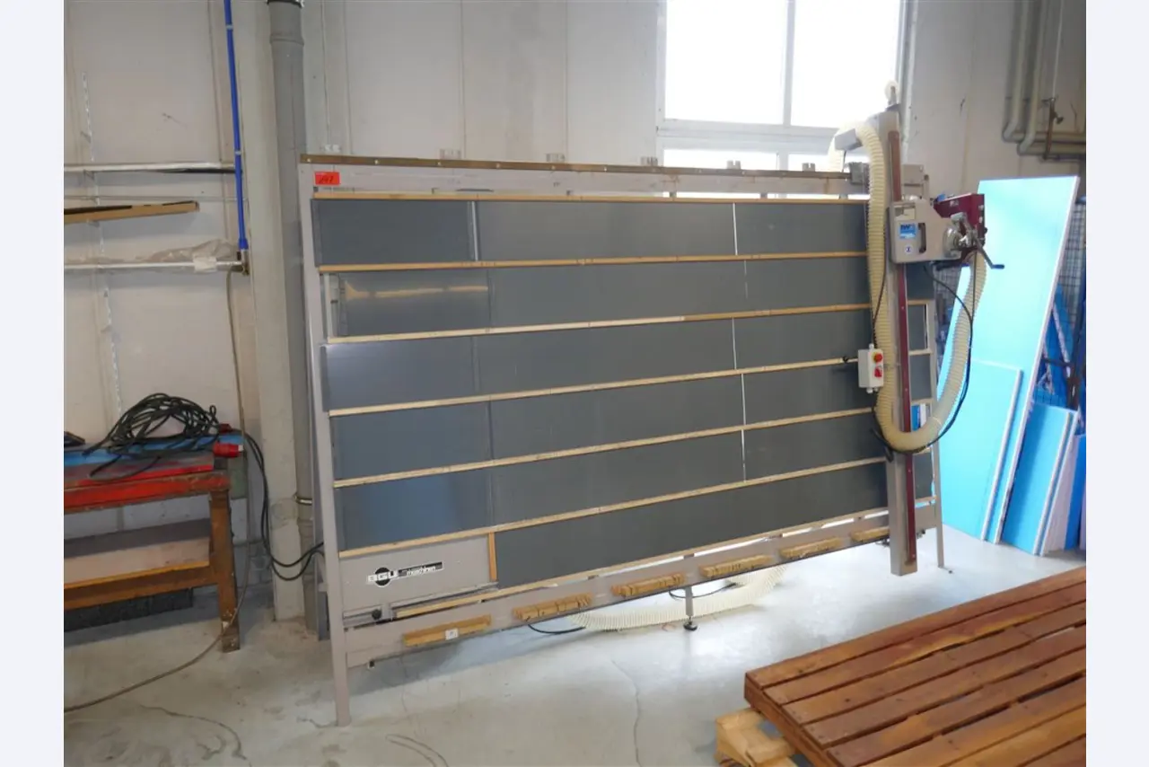 Máquinas, equipamento, activos fixos e activos correntes de um fabricante de janelas-1