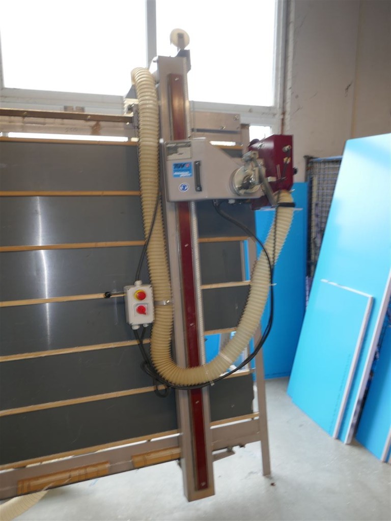 Máquinas, equipamento, activos fixos e activos correntes de um fabricante de janelas-2