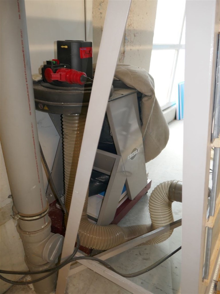 Máquinas, equipamento, activos fixos e activos correntes de um fabricante de janelas-3