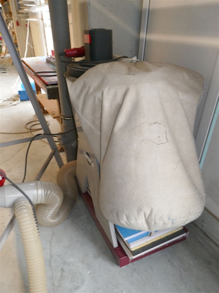 Máquinas, equipamento, activos fixos e activos correntes de um fabricante de janelas-5