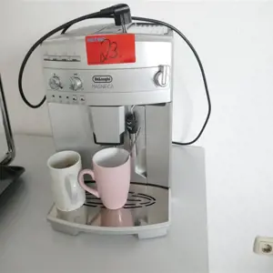 Plně automatický kávovar DeLonghi