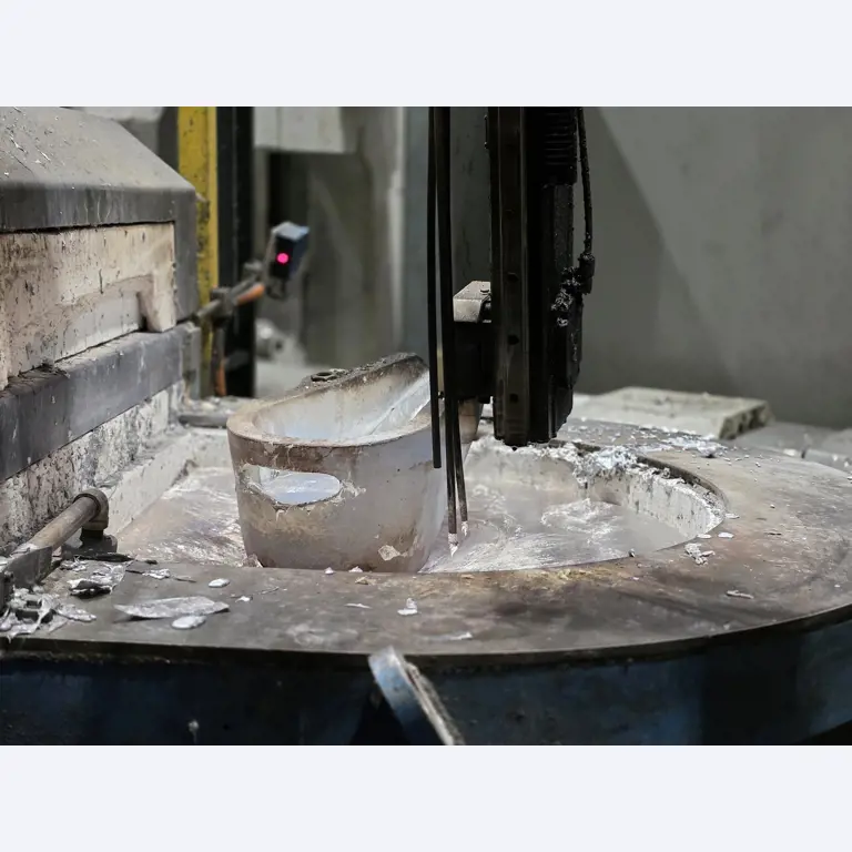 ae group - Melting store, Aluminum die casting machines 6,600 - 35,000 kN, Mechanical processing-19