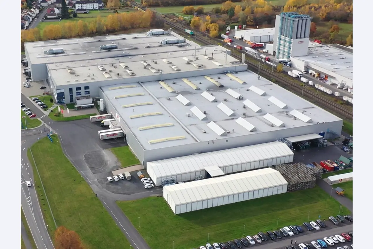 ae group - Melting store, Aluminum die casting machines 6,600 - 35,000 kN, Mechanical processing-21