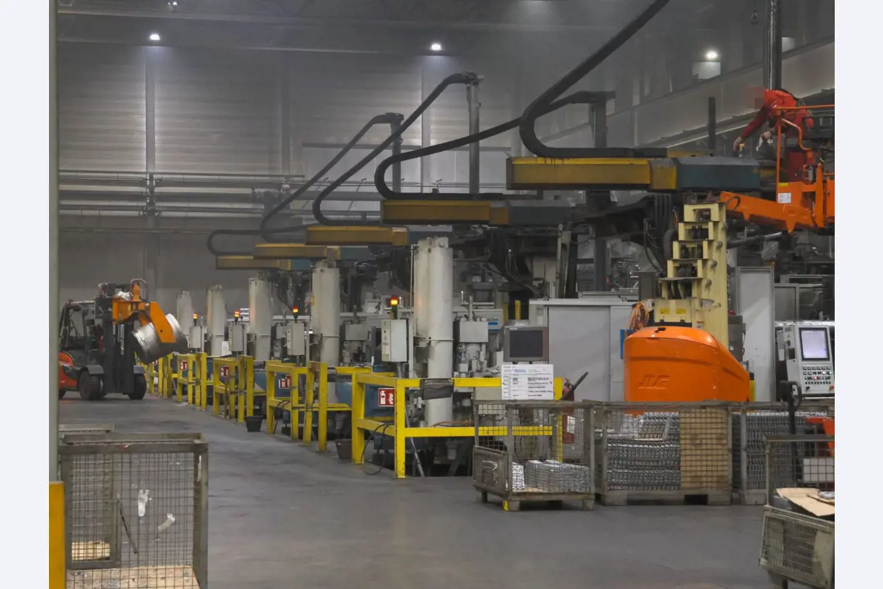 ae group - Melting store, Aluminum die casting machines 6,600 - 35,000 kN, Mechanical processing-1