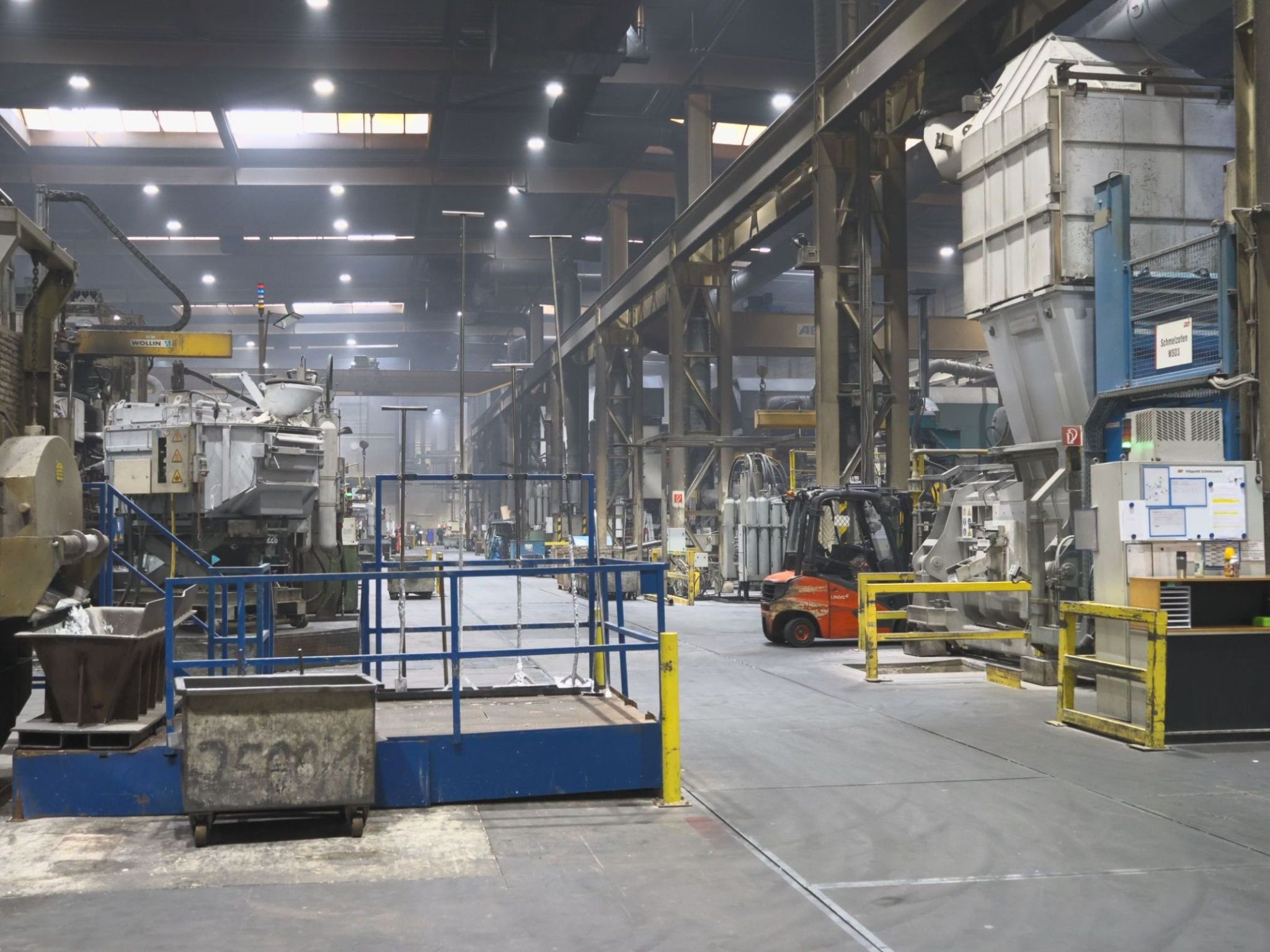 ae group - Melting store, Aluminum die casting machines 6,600 - 35,000 kN, Mechanical processing-6