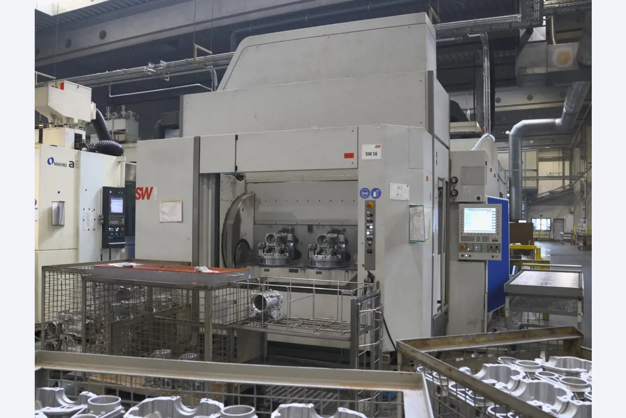 ae group - Melting store, Aluminum die casting machines 6,600 - 35,000 kN, Mechanical processing-8