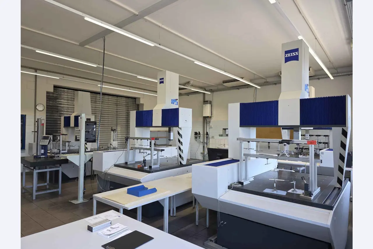 ae group - Fusão, Máquinas de fundição sob pressão de alumínio 6.600 - 35.000 kN, Processamento mecânico - PRIVATE TREATY SALE-9