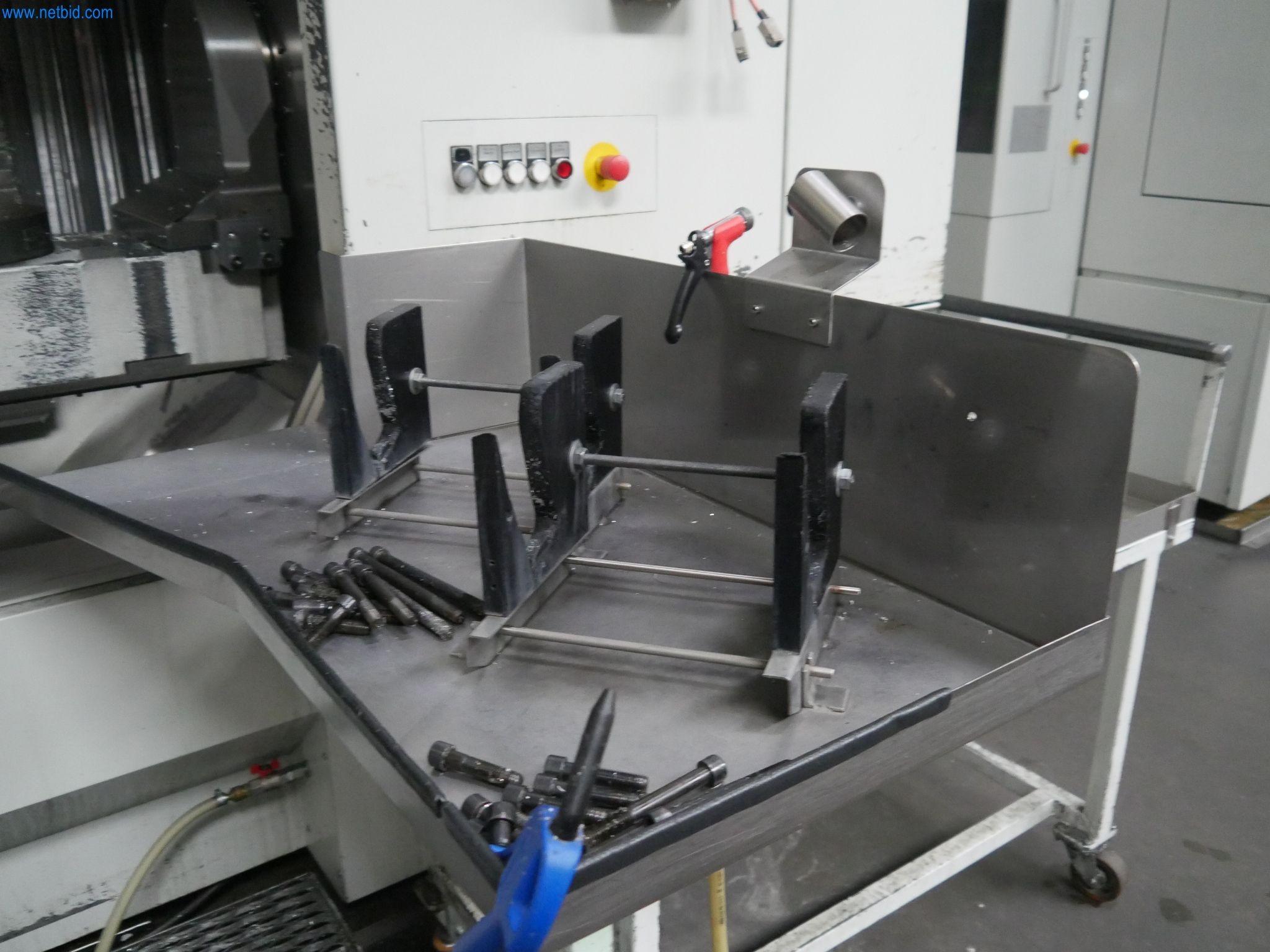 ae group - Melting store, Aluminum die casting machines 6,600 - 35,000 kN, Mechanical processing - PRIVATE TREATY SALE-3