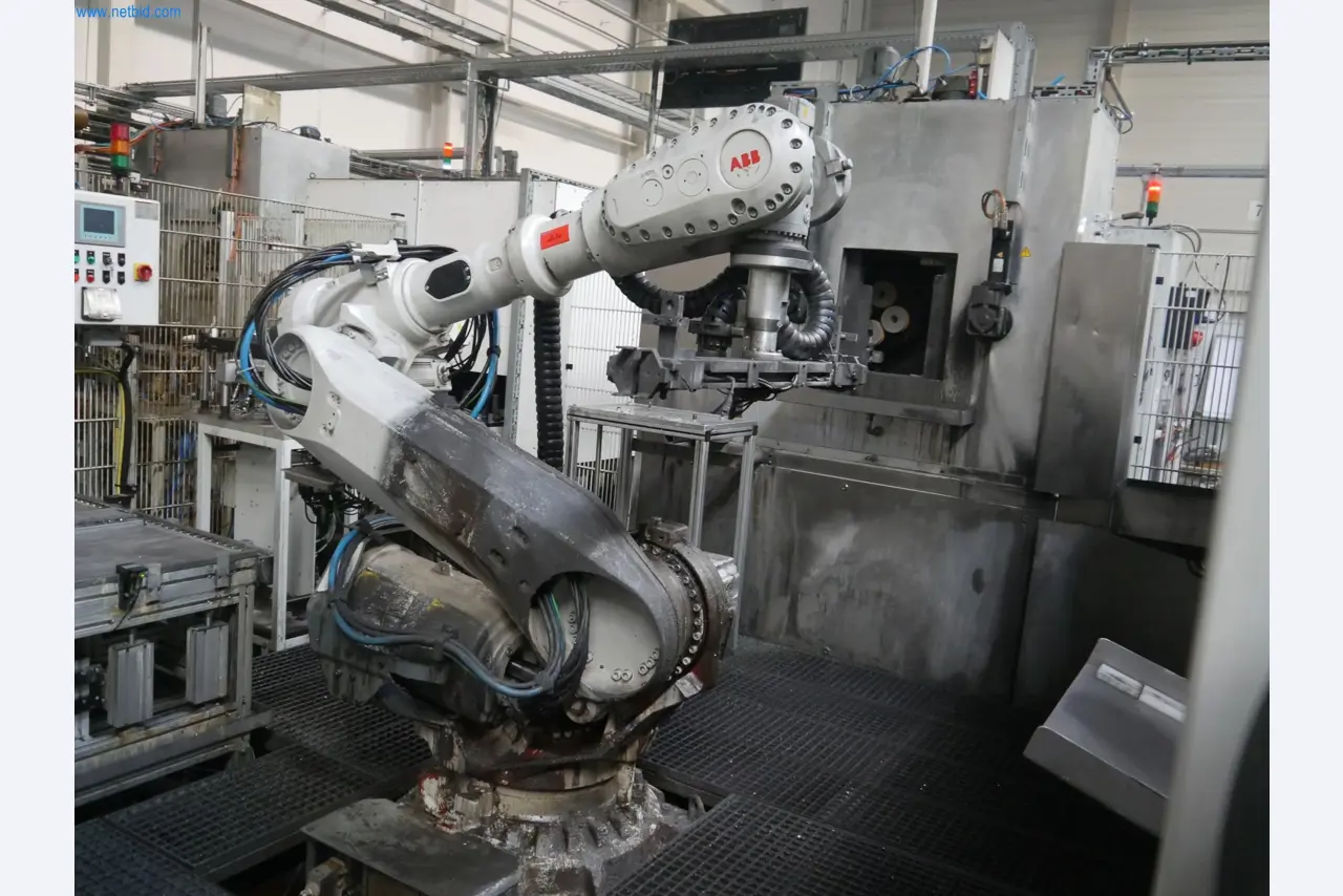 ae group - Melting store, Aluminum die casting machines 6,600 - 35,000 kN, Mechanical processing - PRIVATE TREATY SALE-1