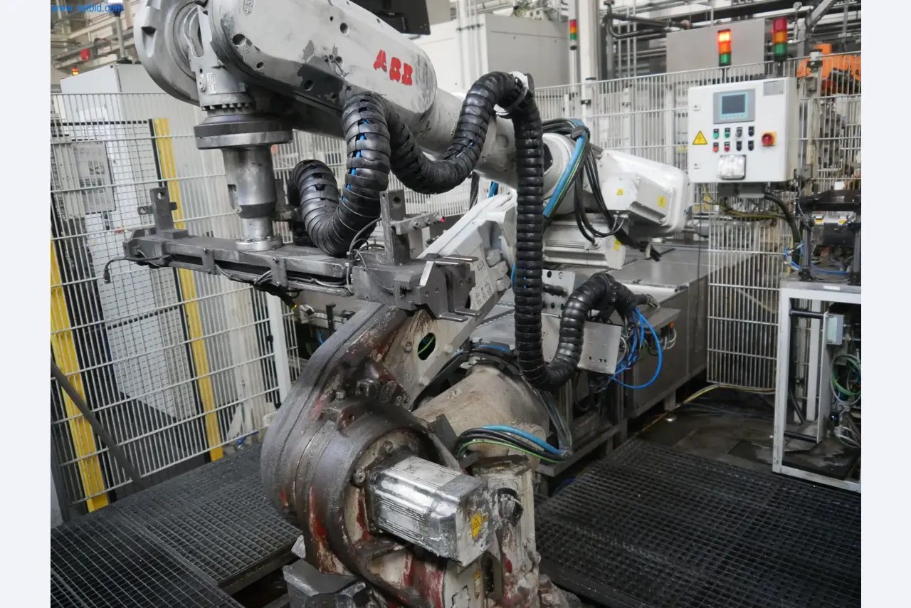 ae group - Melting store, Aluminum die casting machines 6,600 - 35,000 kN, Mechanical processing - PRIVATE TREATY SALE-2