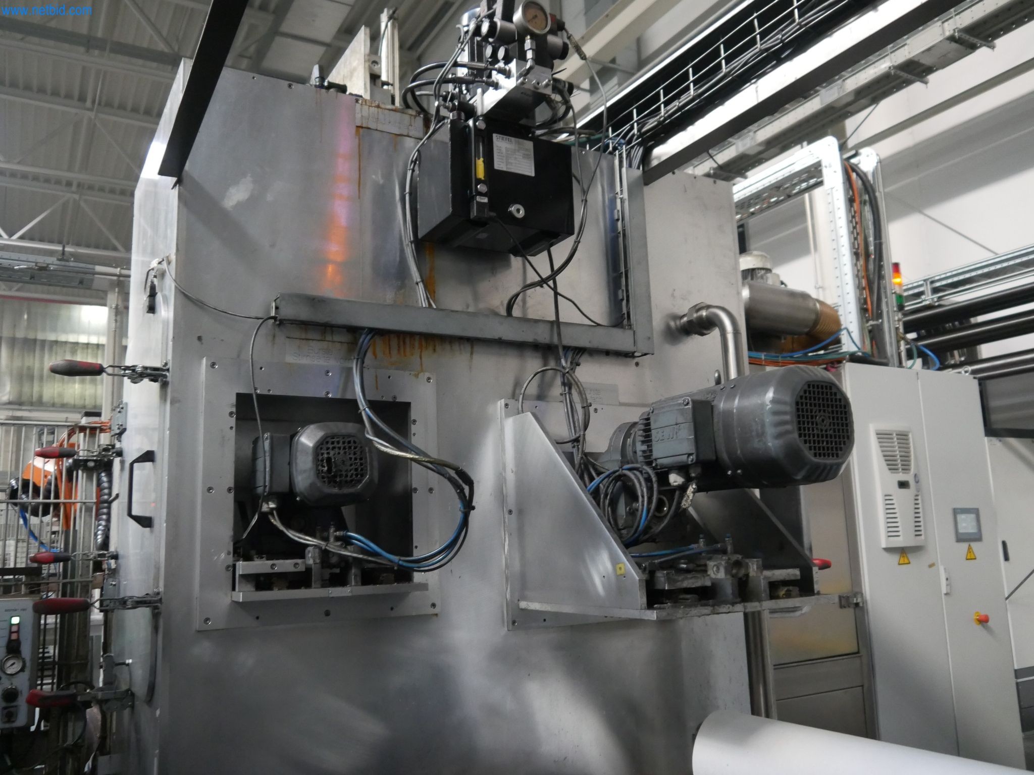 ae group - Melting store, Aluminum die casting machines 6,600 - 35,000 kN, Mechanical processing - PRIVATE TREATY SALE-6