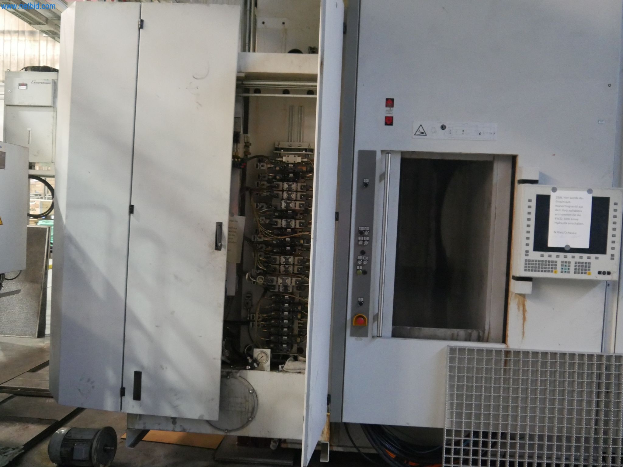 ae group - Melting store, Aluminum die casting machines 6,600 - 35,000 kN, Mechanical processing - PRIVATE TREATY SALE-3